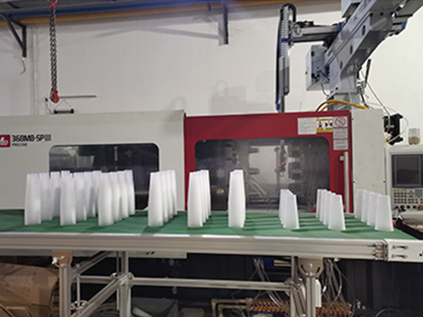 湖北塑(sù)料模具(ju)