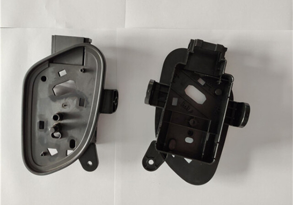 汽(qì)車模具(jù)